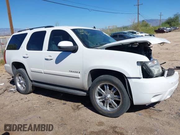 2007 Chevrolet Tahoe LTZ с VIN 1GNFK13087J372414, выставлен на аукционе IAAI как лот 43455794 с пробегом 111 638 миль миль и . История ставок и продаж доступна на DreamBid. Изображение 13.