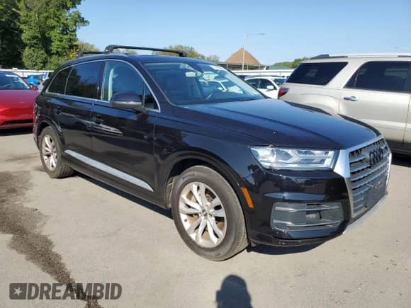 2017 Audi Q7 Premium Plus with VIN WA1LAAF70HD002205, listed as a Copart auction lot 71456065 with 154,197 mi miles and Clean title. Bid and sale history available at DreamBid. Image 4.