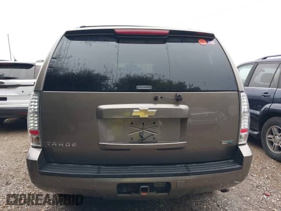 2011 Chevrolet Tahoe LT с VIN 1GNSKBE02BR211195, выставлен на аукционе IAAI как лот 43274878 с пробегом 249 409 миль миль и . История ставок и продаж доступна на DreamBid. Изображение 16.