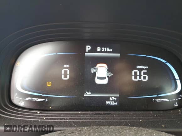 2024 Hyundai Venue Limited with VIN KMHRC8A36RU338669, listed as a Copart auction lot 62567855 with 9,932 mi miles and Salvage title. Bid and sale history available at DreamBid. Image 9.