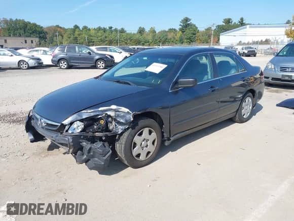 2007 Honda Accord LX с VIN 1HGCM56497A098072, выставлен на аукционе IAAI как лот 43323700 с пробегом 131 063 миль миль и . История ставок и продаж доступна на DreamBid. Изображение 2.