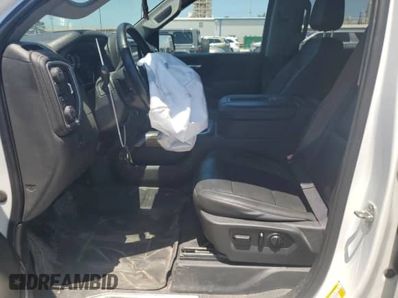2021 Chevrolet Silverado 1500 RST z VIN 3GCPWDED0MG376506, wystawiony jako Copart lot #66564565 z przebiegiem 104 707 mil mil oraz Szkoda całkowita • Salvage title. Historia ofert i sprzedaży dostępna na DreamBid. Obrazek 7.