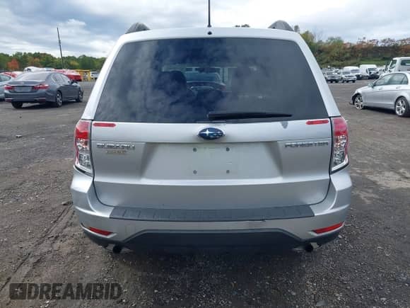 2009 Subaru Forester X Limited с VIN JF2SH64699H736986, выставлен на аукционе IAAI как лот 43415417 с пробегом 172 639 миль миль и . История ставок и продаж доступна на DreamBid. Изображение 6.