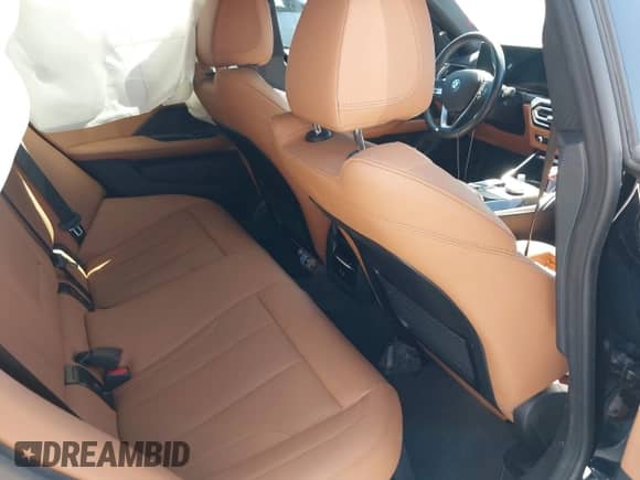 2023 BMW i4 eDrive35 с VIN WBY43AW0XPFP87471, выставлен на аукционе IAAI как лот 43165220 с пробегом 26 727 миль миль и . История ставок и продаж доступна на DreamBid. Изображение 8.