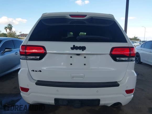 2020 Jeep Grand Cherokee Altitude with VIN 1C4RJFAG4LC371636, listed as a IAAI auction lot 43422803 with 60,241 mi miles and . Bid and sale history available at DreamBid. Image 16.