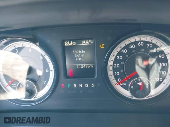 2018 Ram 1500 Express с VIN 1C6RR7FT0JS177927, выставлен на аукционе IAAI как лот 41640379 с пробегом 112 478 миль миль и . История ставок и продаж доступна на DreamBid. Изображение 7.