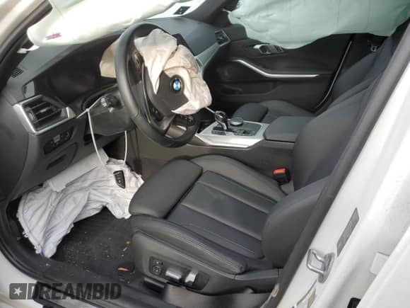 2021 BMW 3 Series 330e xDrive z VIN WBA5P9C06MFK97759, wystawiony jako Copart lot #70629822 z przebiegiem Nie podano mil oraz . Historia ofert i sprzedaży dostępna na DreamBid. Obrazek 7.