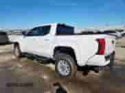 2024 Toyota Tacoma SR5 с VIN 3TYLB5JN8RT017481, выставлен на аукционе Copart как лот 86681035 с пробегом 28 376 миль миль и Списание • Salvage title. История ставок и продаж доступна на DreamBid. Изображение 2.