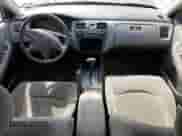 2001 Honda Accord LX с VIN 1HGCG56411A044442, выставлен на аукционе Copart как лот 80172995 с пробегом 153 023 миль миль и Списание • Salvage title. История ставок и продаж доступна на DreamBid. Изображение 8.