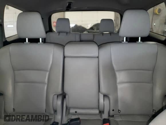 2016 Honda Pilot EX-L z VIN 5FNYF6H64GB024505, wystawiony jako Copart lot #80838475 z przebiegiem 113 567 mil mil oraz Czysty tytuł • Clean title. Historia ofert i sprzedaży dostępna na DreamBid. Obrazek 10.