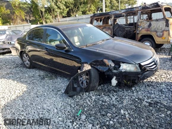 2011 Honda Accord SE with VIN 1HGCP2F67BA026030, listed as a Copart auction lot 80857295 with 219,928 mi miles and Clean title. Bid and sale history available at DreamBid. Image 4.