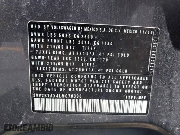 2020 Volkswagen Tiguan SE с VIN 3VV2B7AX4LM070336, выставлен на аукционе IAAI как лот 42623051 с пробегом 81 425 миль миль и . История ставок и продаж доступна на DreamBid. Изображение 9.