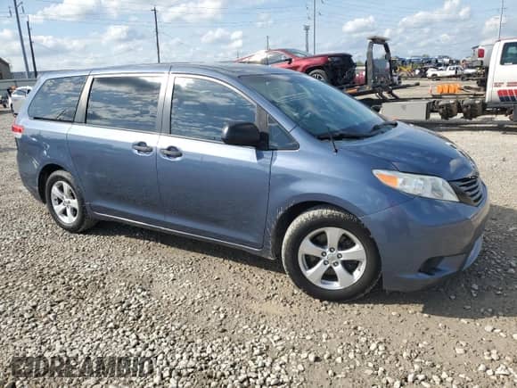 2014 Toyota Sienna L with VIN 5TDZK3DC3ES513772, listed as a Copart auction lot 83977435 with 171,487 mi miles and Clean title. Bid and sale history available at DreamBid. Image 4.