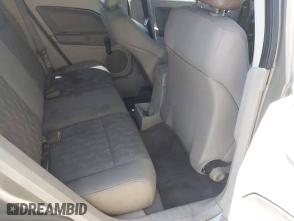 2007 Dodge Caliber with VIN 1B3HB28B47D127966, listed as a IAAI auction lot 43120930 with 234,100 mi miles and . Bid and sale history available at DreamBid. Image 8.