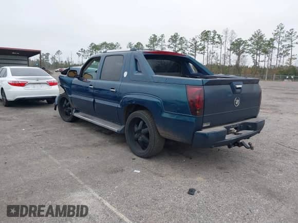 2005 Cadillac Escalade EXT with VIN 3GYEK62N55G171223, listed as a IAAI auction lot 41190381 with 175,903 mi miles and . Bid and sale history available at DreamBid. Image 3.