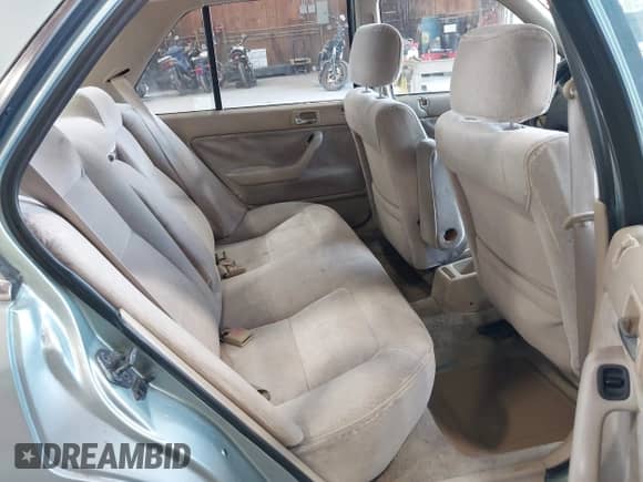 1992 Honda Accord LX with VIN JHMCB7658NC016387, listed as a IAAI auction lot 42682778 with 113,566 mi miles and . Bid and sale history available at DreamBid. Image 8.