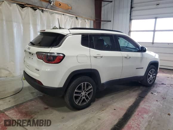 2017 Jeep Compass Latitude с VIN 3C4NJDBBXHT664491, выставлен на аукционе Copart как лот 87101795 с пробегом 100 900 миль миль и Списание • Salvage title. История ставок и продаж доступна на DreamBid. Изображение 3.