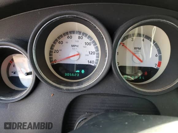 2008 Dodge Charger с VIN 2B3LA43G88H219324, выставлен на аукционе Copart как лот 77473564 с пробегом 305 623 миль миль и Чистый • Clean title. История ставок и продаж доступна на DreamBid. Изображение 9.