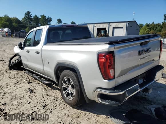 2019 GMC Sierra 1500 with VIN 1GTR9AEF8KZ361703, listed as a Copart auction lot 81617905 with 98,260 mi miles and Salvage title. Bid and sale history available at DreamBid. Image 2.