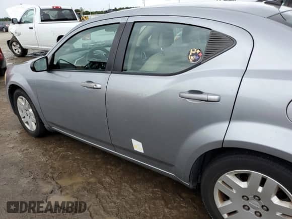 2014 Dodge Avenger SE с VIN 1C3CDZAB6EN170190, выставлен на аукционе Copart как лот 70960724 с пробегом 131 864 миль миль и Списание • Salvage title. История ставок и продаж доступна на DreamBid. Изображение 12.