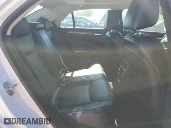 2016 Chrysler 300 C с VIN 2C3CCAEG9GH161392, выставлен на аукционе Copart как лот 81881385 с пробегом 71 020 миль миль и Списание • Salvage title. История ставок и продаж доступна на DreamBid. Изображение 10.