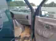 2000 Ford Econoline Cargo with VIN 1FTRE14W8YHB06853, listed as a IAAI auction lot 43410530 with 215,864 mi miles and . Bid and sale history available at DreamBid. Image 5.