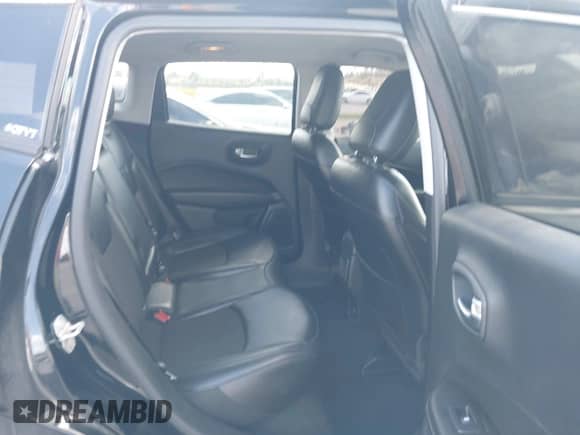 2020 Jeep Compass Latitude with VIN 3C4NJCBB4LT253364, listed as a IAAI auction lot 41565377 with 60,551 mi miles and . Bid and sale history available at DreamBid. Image 8.