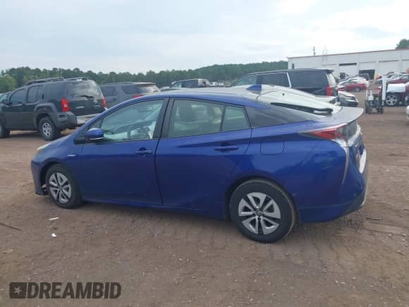 2016 Toyota Prius Four z VIN JTDKARFU6G3521608, wystawiony jako IAAI lot #43132206 z przebiegiem 205 773 mil mil oraz . Historia ofert i sprzedaży dostępna na DreamBid. Obrazek 14.