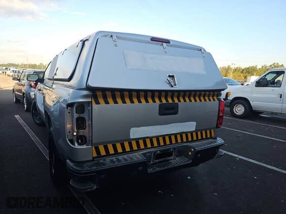 2018 Chevrolet Silverado 1500 Work Truck with VIN 1GCNCNEH3JZ230833, listed as a IAAI auction lot 43548439 with 145,654 mi miles and . Bid and sale history available at DreamBid. Image 28.