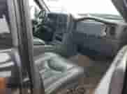 2007 Chevrolet Silverado 3500 DRW LT3 z VIN 1GCJK33D87F145602, wystawiony jako Copart lot #45392865 z przebiegiem 296 376 mil mil oraz Szkoda całkowita • Salvage title. Historia ofert i sprzedaży dostępna na DreamBid. Obrazek 5.