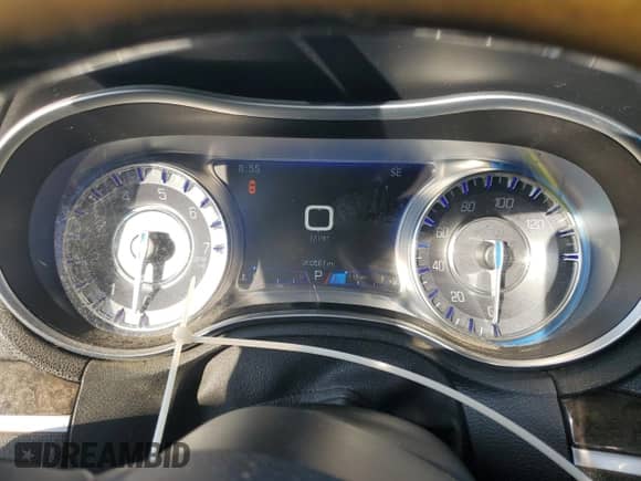 2016 Chrysler 300 C with VIN 2C3CCAEG5GH219921, listed as a Copart auction lot 82623095 with 200,567 mi miles and Clean title. Bid and sale history available at DreamBid. Image 9.