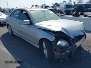 2010 Mercedes-Benz C 300 Sport с VIN WDDGF5EB5AR129665, выставлен на аукционе IAAI как лот 43359278 с пробегом 144 056 миль миль и . История ставок и продаж доступна на DreamBid. Изображение 1.