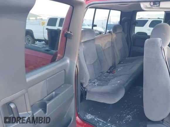2006 GMC Sierra 1500 SLE1 with VIN 1GTEK19B86Z212806, listed as a IAAI auction lot 41324377 with 179,187 mi miles and . Bid and sale history available at DreamBid. Image 8.