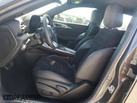 2023 Dodge Hornet GT с VIN ZACNDFANXP3A06553, выставлен на аукционе Copart как лот 55664325 с пробегом 6 295 миль миль и Списание • Salvage title. История ставок и продаж доступна на DreamBid. Изображение 7.