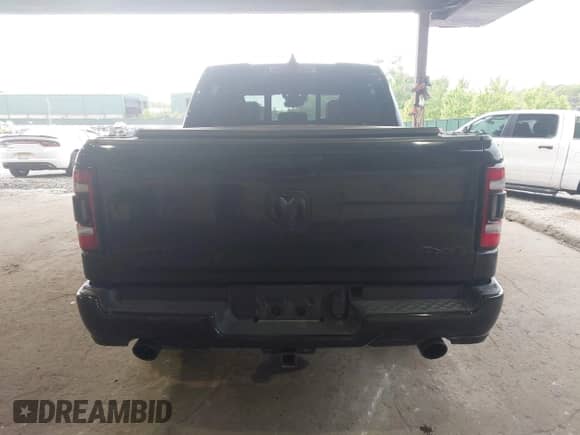 2020 Ram 1500 Limited z VIN 1C6SRFHT2LN147306, wystawiony jako IAAI lot #42310509 z przebiegiem 74 087 mil mil oraz . Historia ofert i sprzedaży dostępna na DreamBid. Obrazek 17.