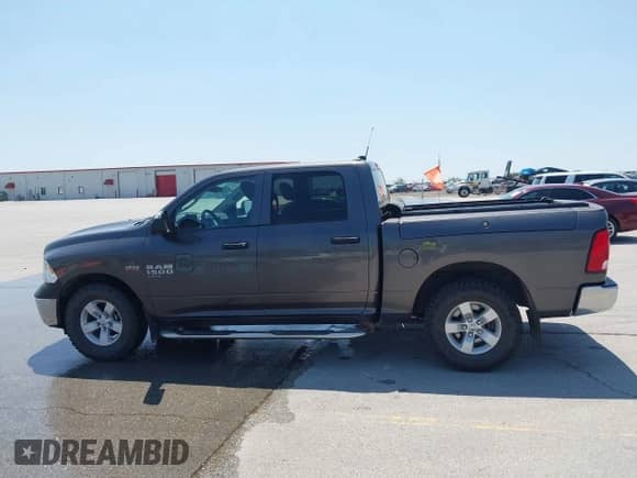 2021 Ram 1500 SSV z VIN 1C6RR7XT1MS507738, wystawiony jako IAAI lot #42733783 z przebiegiem 131 302 mil mil oraz . Historia ofert i sprzedaży dostępna na DreamBid. Obrazek 14.