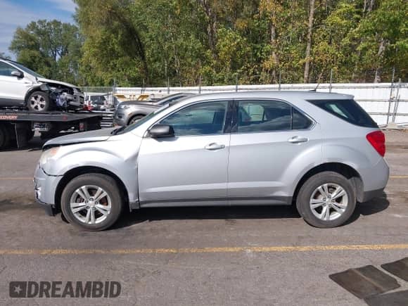 2014 Chevrolet Equinox LS с VIN 2GNFLEEKXE6374887, выставлен на аукционе IAAI как лот 43287793 с пробегом 157 566 миль миль и . История ставок и продаж доступна на DreamBid. Изображение 14.