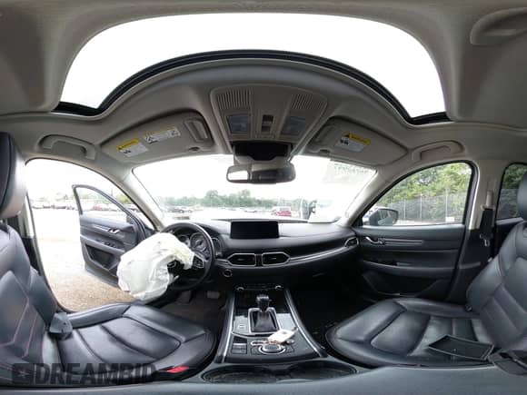 2023 Mazda CX-5 S Carbon Edition z VIN JM3KFBCM4P0142175, wystawiony jako IAAI lot #42523647 z przebiegiem 48 655 mil mil oraz . Historia ofert i sprzedaży dostępna na DreamBid. Obrazek 19.