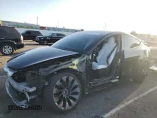 2022 Tesla Model Y Performance with VIN 7SAYGDEF9NF393852, listed as a Copart auction lot 63141094 with 26,972 mi miles and Salvage title. Bid and sale history available at DreamBid. Image 1.