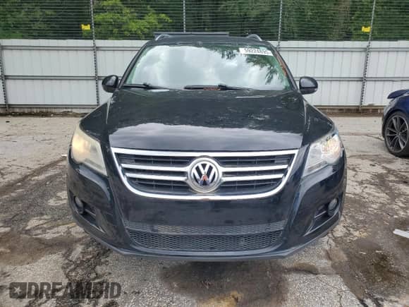 2010 Volkswagen Tiguan S с VIN WVGAV7AX9AW510951, выставлен на аукционе Copart как лот 59224895 с пробегом 144 645 миль миль и Чистый • Clean title. История ставок и продаж доступна на DreamBid. Изображение 5.
