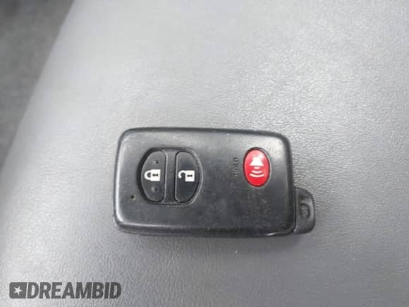 2013 Toyota Prius One z VIN JTDKN3DU7D1650632, wystawiony jako IAAI lot #42614062 z przebiegiem 89 249 mil mil oraz . Historia ofert i sprzedaży dostępna na DreamBid. Obrazek 11.