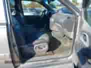 2002 Chevrolet TrailBlazer LT с VIN 1GNDT13S622187173, выставлен на аукционе IAAI как лот 43454684 с пробегом Не указан миль и . История ставок и продаж доступна на DreamBid. Изображение 5.