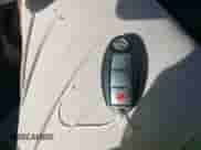 2009 Nissan Murano SL z VIN JN8AZ18U29W026640, wystawiony jako IAAI lot #42753221 z przebiegiem 203 355 mil mil oraz . Historia ofert i sprzedaży dostępna na DreamBid. Obrazek 11.