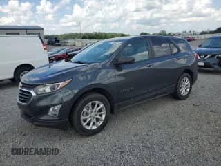 2021 Chevrolet Equinox LS z VIN 2GNAXSEV3M6147949, wystawiony jako Copart lot #65066215 z przebiegiem 81 069 mil mil oraz Szkoda całkowita • Salvage title. Historia ofert i sprzedaży dostępna na DreamBid. Obrazek 1.