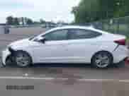 2020 Hyundai Elantra SEL z VIN 5NPD84LFXLH612506, wystawiony jako IAAI lot #42763272 z przebiegiem 109 276 mil mil oraz . Historia ofert i sprzedaży dostępna na DreamBid. Obrazek 14.