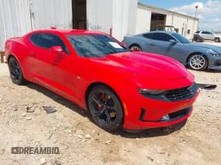 2021 Chevrolet Camaro 2LT с VIN 1G1FD1RS7M0104511, выставлен на аукционе IAAI как лот 43052602 с пробегом Не указан миль и . История ставок и продаж доступна на DreamBid. Изображение 1.