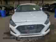 2018 Hyundai Sonata SE with VIN 5NPE24AFXJH605268, listed as a Copart auction lot 85747135 with 35,875 mi miles and Salvage title. Bid and sale history available at DreamBid. Image 5.