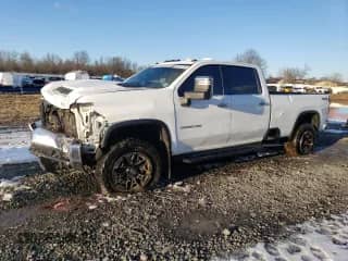 2020 Chevrolet Silverado 3500HD LTZ с VIN 1GC4YUEYXLF162638, выставлен на аукционе Copart как лот 43753235 с пробегом 123 879 миль миль и Списание • Salvage title. История ставок и продаж доступна на DreamBid. Изображение 1.
