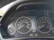 2019 BMW 4 Series 430i xDrive z VIN WBA4J3C55KBL06445, wystawiony jako IAAI lot #42216386 z przebiegiem 89 905 mil mil oraz . Historia ofert i sprzedaży dostępna na DreamBid. Obrazek 7.