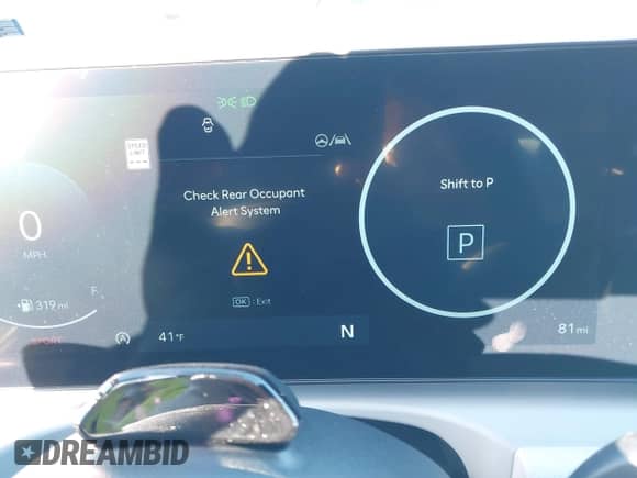 2025 Hyundai Tucson SEL Convenience with VIN 5NMJCCDE3SH476636, listed as a IAAI auction lot 40908545 with 81 mi miles and . Bid and sale history available at DreamBid. Image 7.